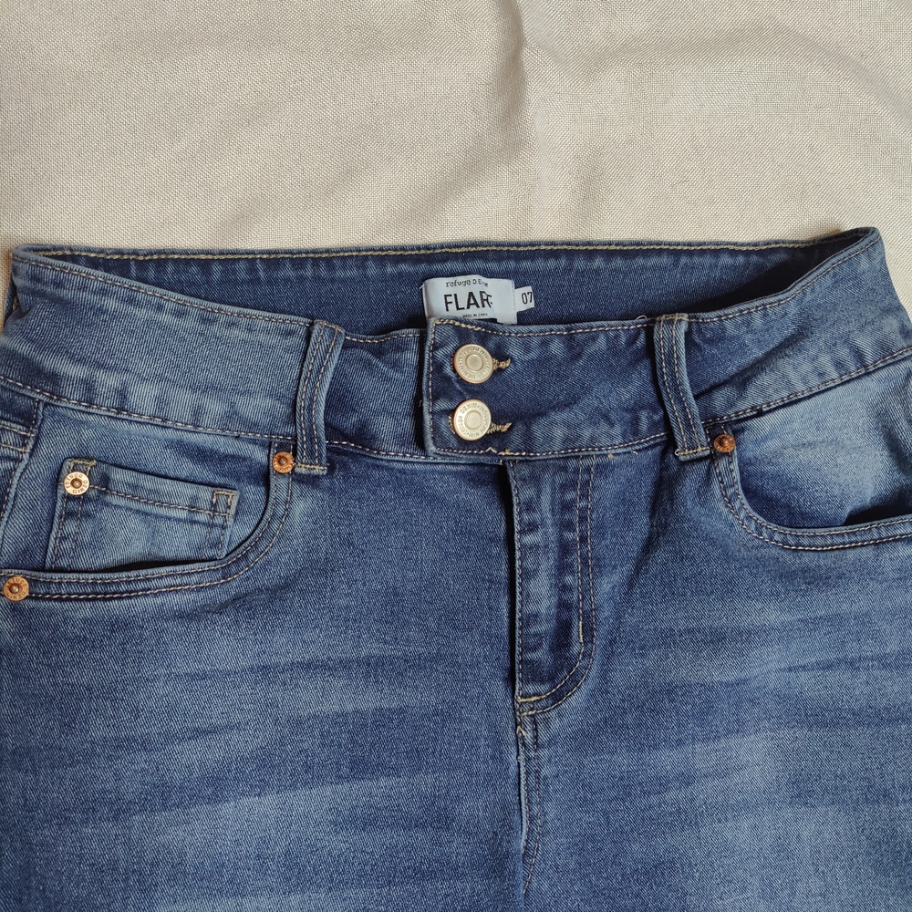 refuge Medium Blue Flared Jeans